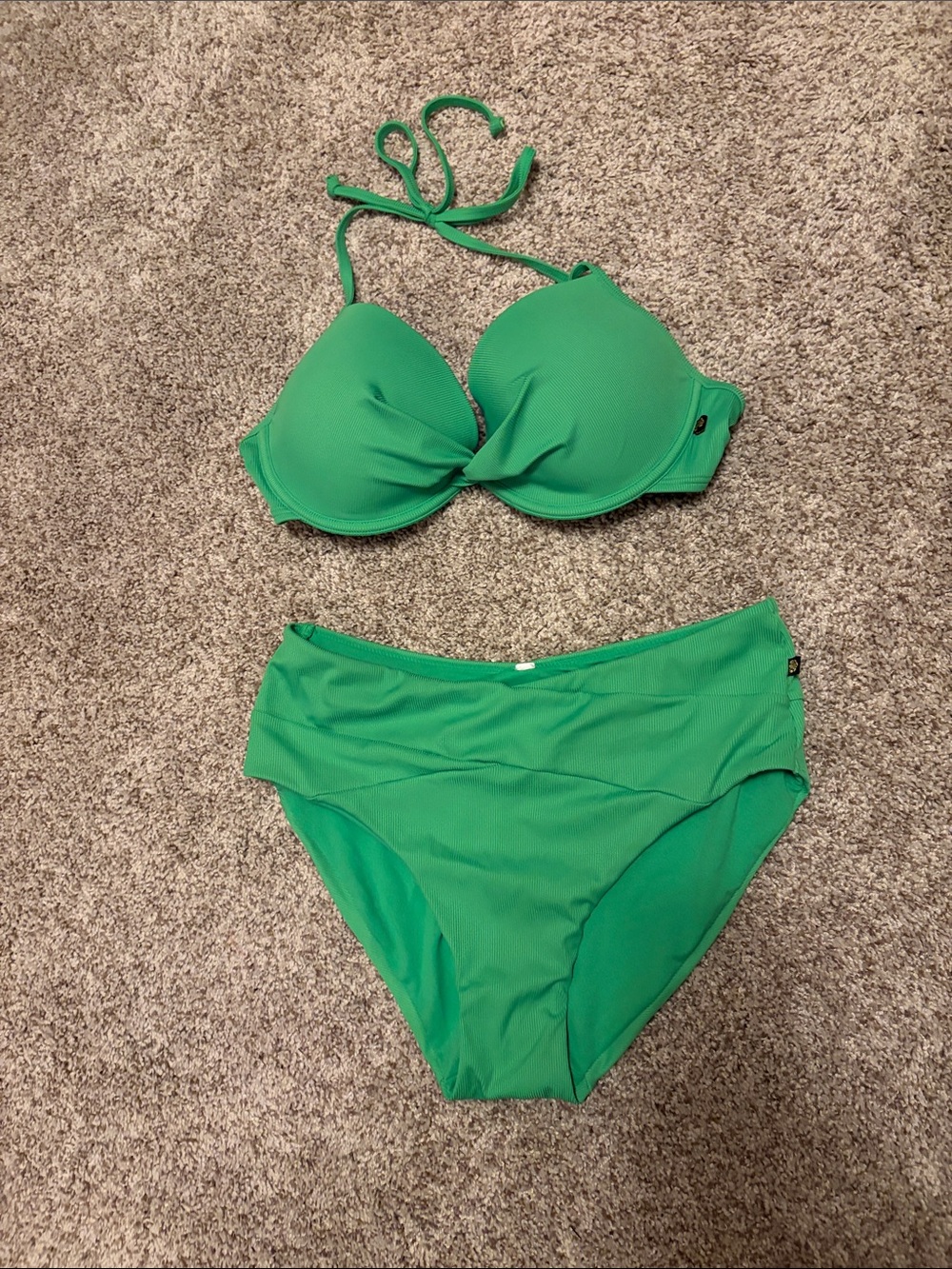 La Vie En Rose Green Two-Piece Bikini Set